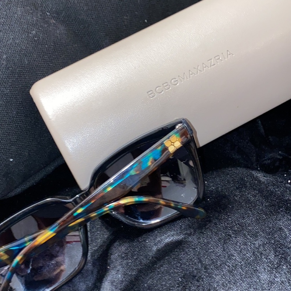 BCBG authentic shades